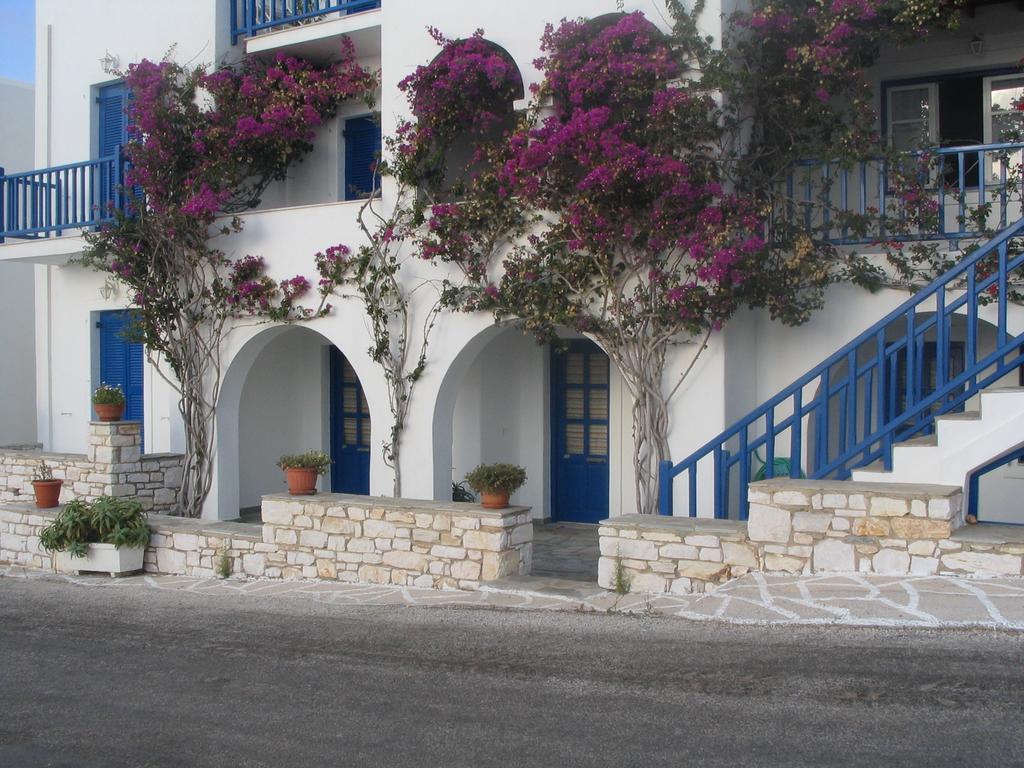 Hotel Bocamviglies By The Sea Naoussa Exterior foto